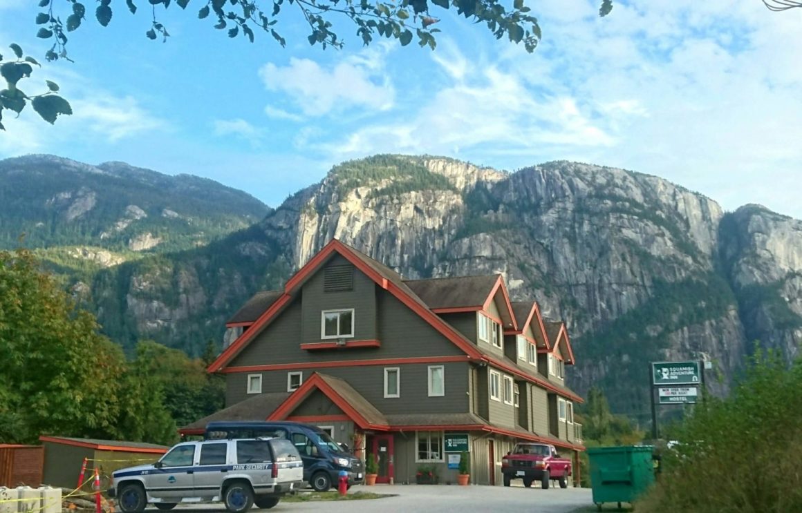 Squamish adventure inn hostel exterior