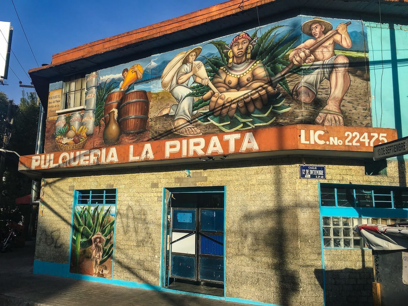 facade of Pulqueria la Pirata