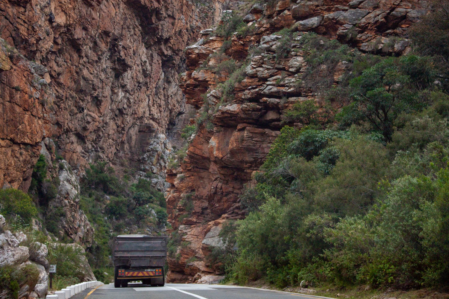 Dramatically narrow road in Meiringspoort